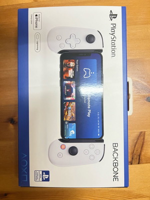 Backbone One PlayStation Wireless Controller for iPhone with Lightning like new