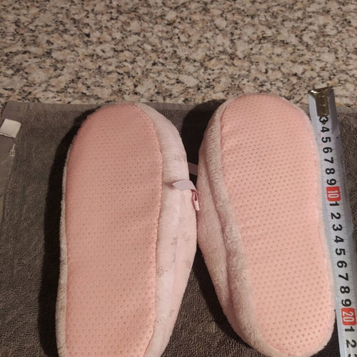 Galotses and slippers like new for girls sizes 30-31 and 34-35