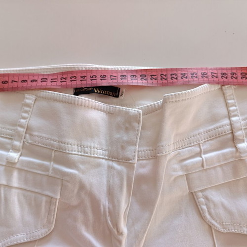 Le Group Woman White Summer Pants XS like new, elastic