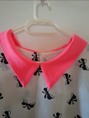 Blouse shirt with bow V2000 like new, size 38, black and white