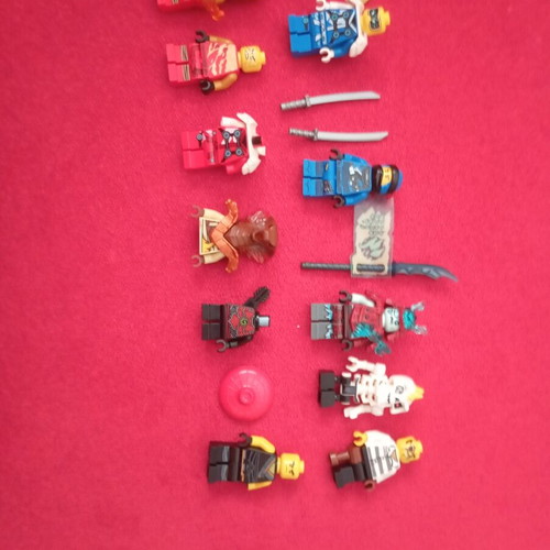 Lego Ninjago minifigures like new