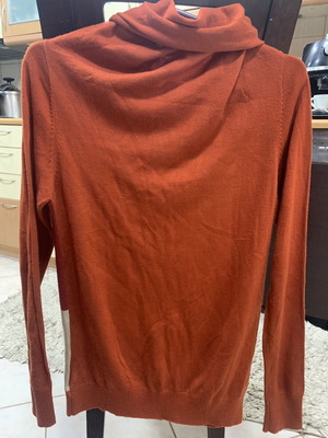 Women's turtleneck sweater like new, beige and red, size S