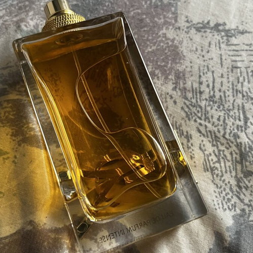 YSL Libre Eau de Parfum Intense 90ml like new, missing cap
