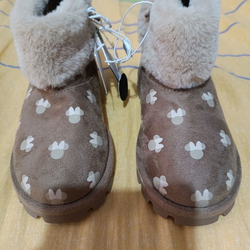 Minnie Zara boots size 26 new, brown beige