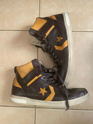 Converse Weapon athletic shoes used, brown and orange, leather