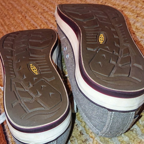 Keen sports sneakers like new, size 39-39.5