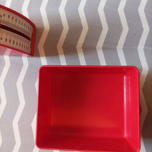 Vintage Soehnle analog scale up to 500g used, red