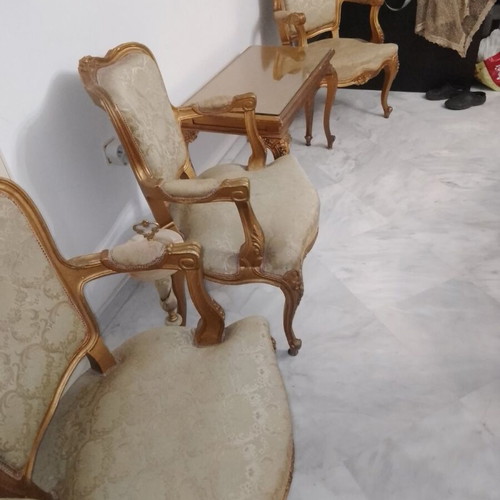 Antique sofa set like new with 3 armchairs and coffee table