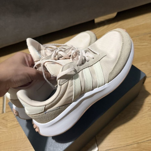 Adidas Run 70s women's sneakers, salmon