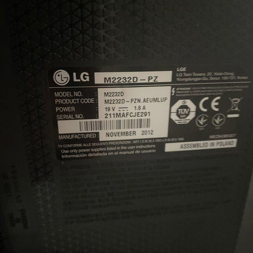 LG M2232D-PZ LED Monitor 21’ like new