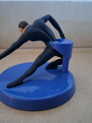 Marvel hero used with base missing left hand