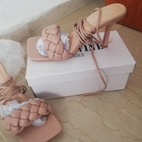 Bozikis beige platform sandals size 38