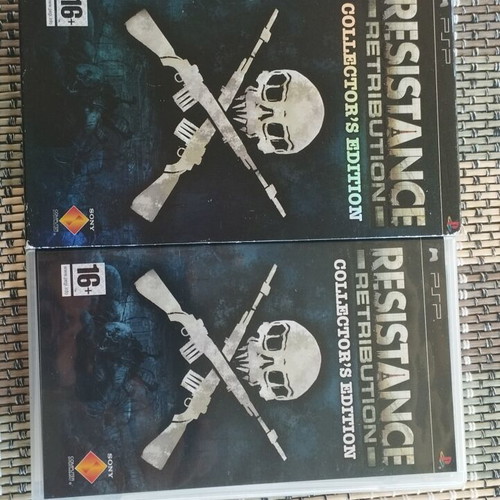 Resistance Retribution Collector's Edition PSP game with manual