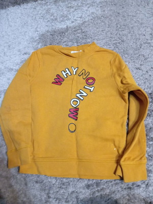 Orchestra kids sweatshirt size 8 yellow like new