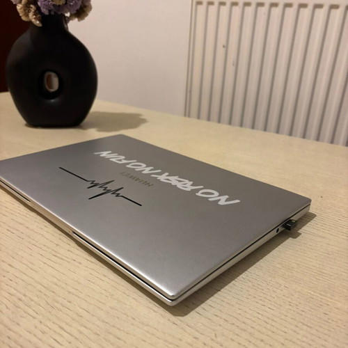 Huawei MateBook D 14 laptop, Intel Core i5, 8GB RAM, 512GB SSD