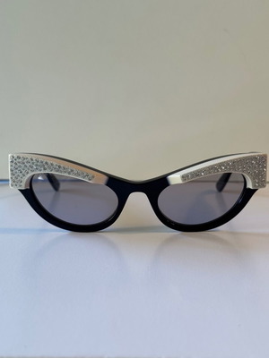 Gucci Cat Eye Sunglasses GG1167S-001 new, black and white