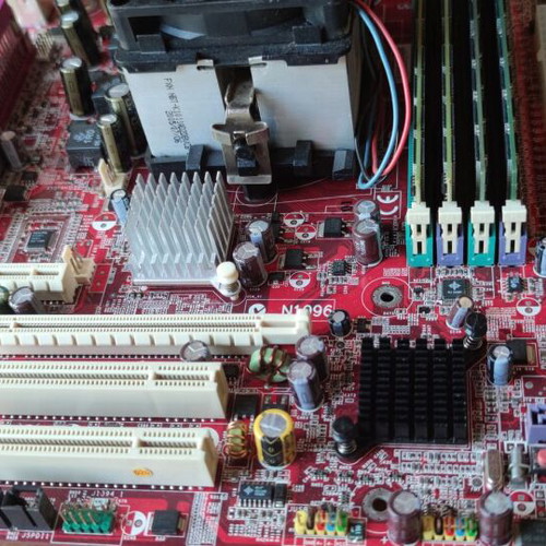 MSI MS-7207 motherboard set with AMD Athlon 64 3700+, 4GB RAM, I/O shield