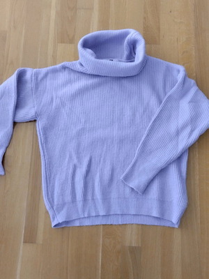Turtleneck sweaters used, purple and pink, pack of 2