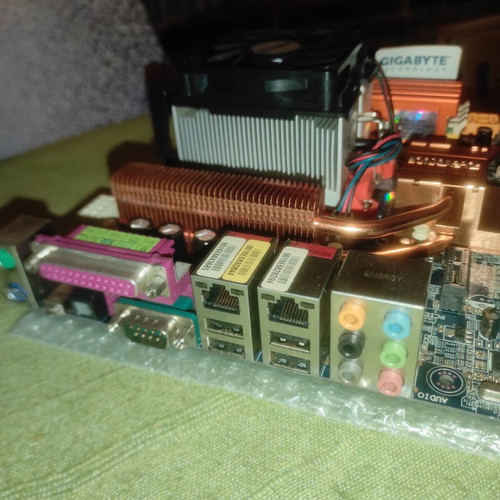 Retro PC Bundle Gigabyte GA-M59SLI-S5 with AMD Athlon 64 X2 CPU and 4GB GeIL DDR2