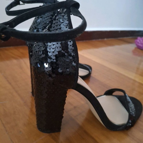 Miss Unique Sandals Size 39 Black New, Unworn