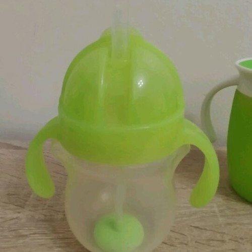 Munchkin and Mam baby training cups set