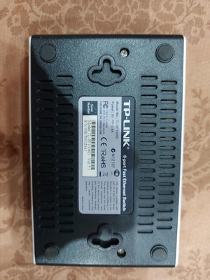 TP-link TL-SF1008D used network switch