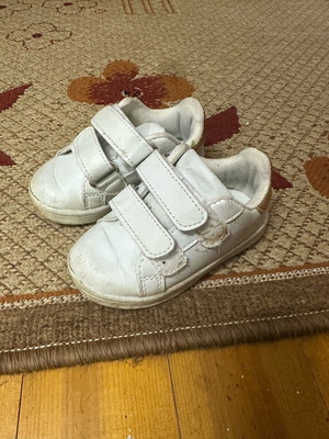 Saxo Blues baby sneakers size 22 used, white with brown details