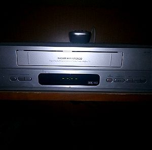 Πωλείται VHS PLAYER PHILLIPS VCR VR550/02