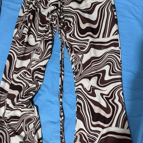 Bershka flared pants with pattern, size medium, like new, beige and brown