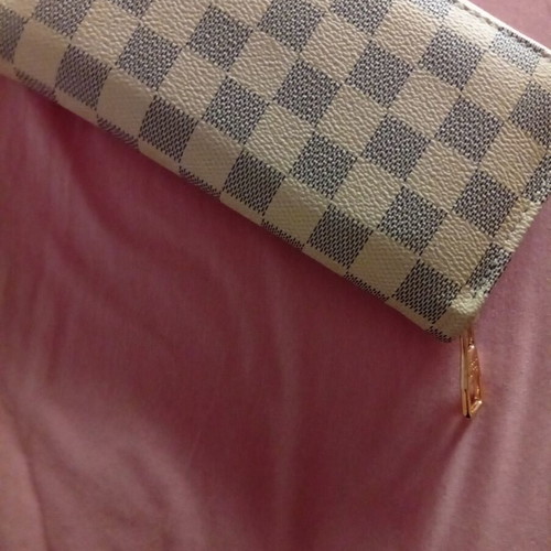 White-beige wallet new, unused