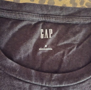 Mπλούζα Gap