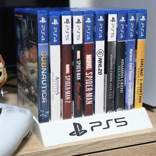 PS5 games holder like new