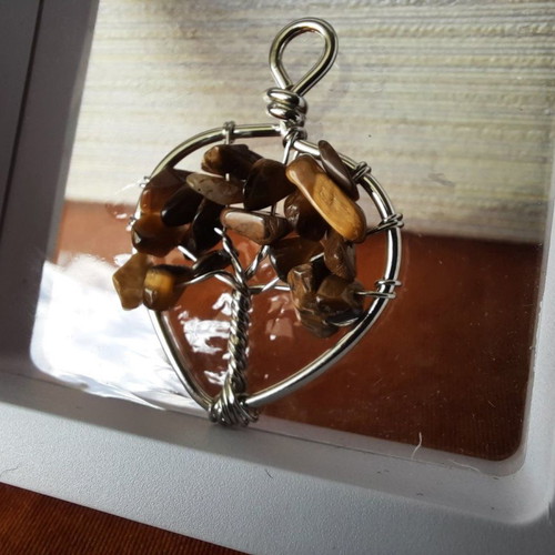 Tree of Life pendant with natural Tiger's Eye crystal new