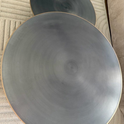 Chehoma Calgary metal round coffee tables set of 2 like new