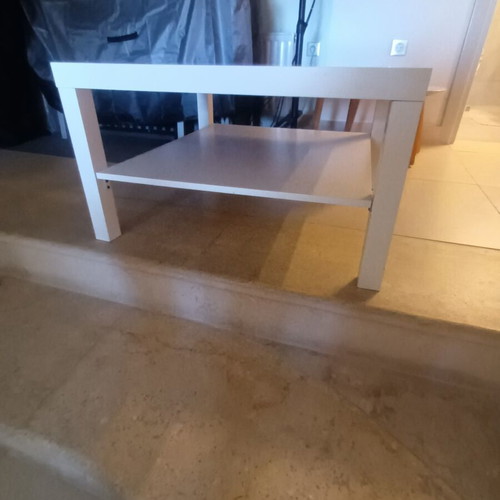 Ikea coffee table used, 78×78 cm, height 45 cm