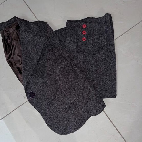 Vintage brown jacket and pants set like new, size Large