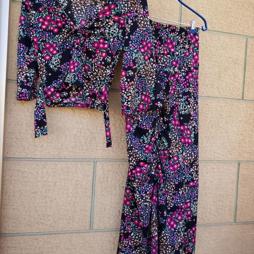Pink Woman floral set with wrap top & midi/maxi skirt, size L