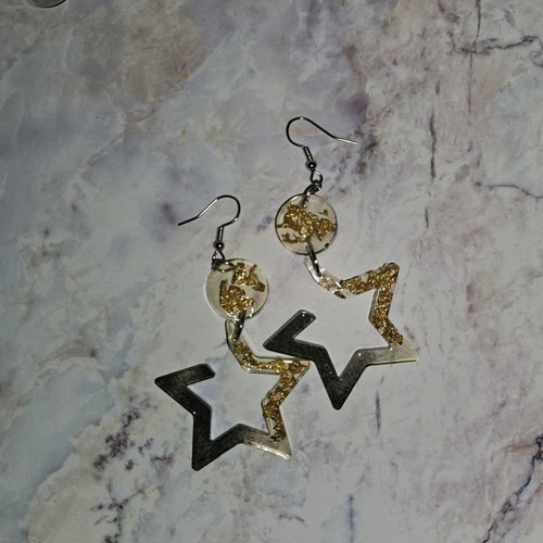 Star-shaped earrings new, handmade from resin