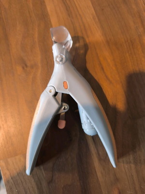 Dog and cat nail clipper unused, led not working