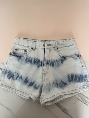 Zara момичешки къси панталони като нови, размер 11-12 години, бяло и синьо