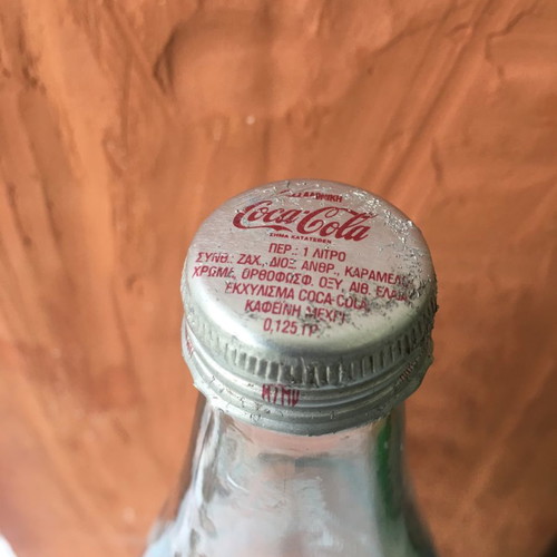 Set of Coca Cola 1 liter 1977 and 7UP 1 liter 1982 bottles