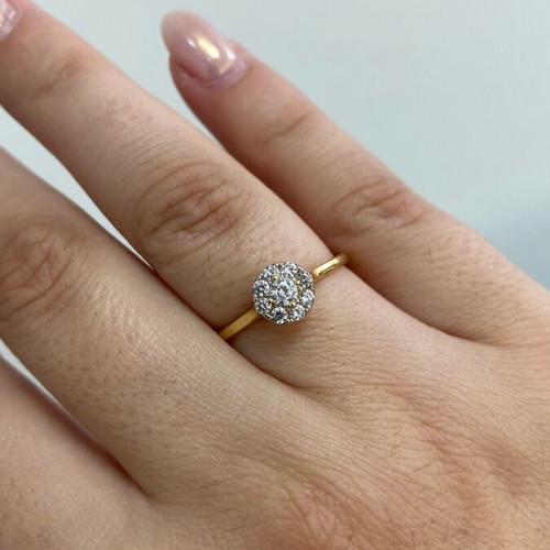 Gold 9K ring with zircon stones new