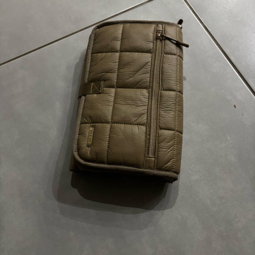 Children's folding changing mat with pockets