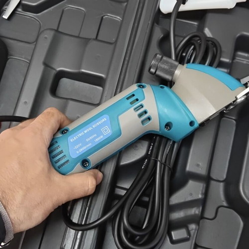 Κουρευτική προβάτων επαγγελματική 1800w με 6 ταχύτητες και βαλιτσάκι