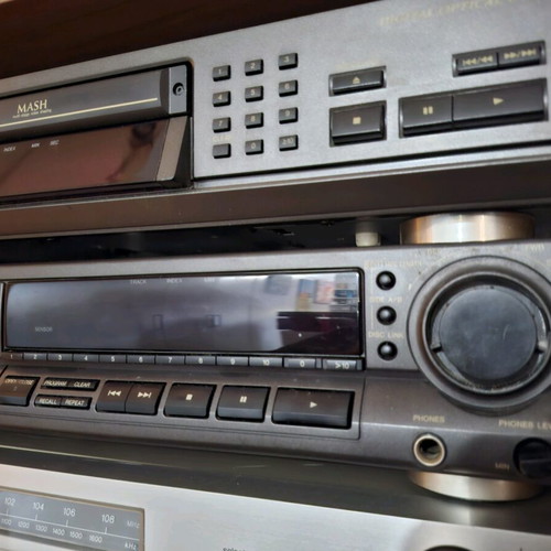 Technics SL-PG4 CD player used in good condition with optical output