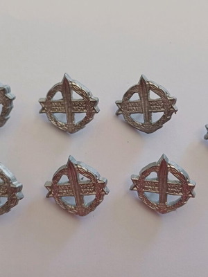 War Disabled Pins like new, set of 7