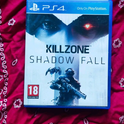 Killzone Shadow Fall PS4 game used, good condition