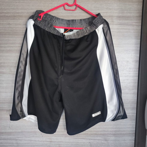 AND1 sports shorts like new, black with white and grey stripes, XL