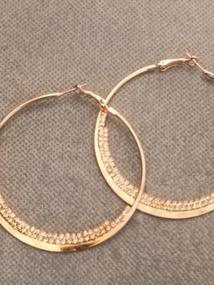 Hoop earrings with rhinestones like new, gold color