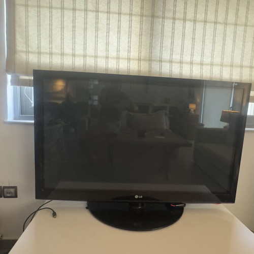 Plasma TV 50 inches used, 2009 model